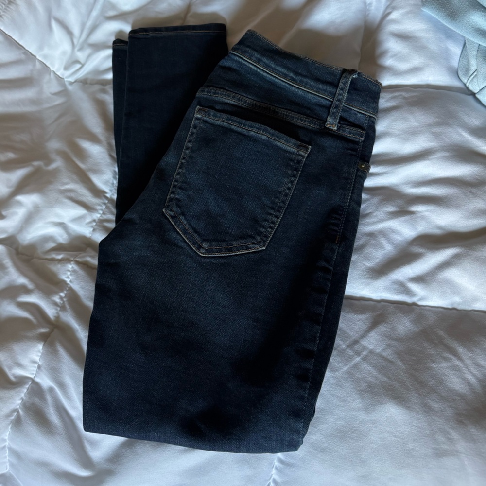 Banana Republic Blue Skinny Jeans Sleek Modern Design NWOT